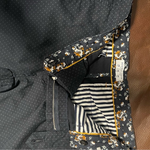 Nike pull over red shirt size youth XL and a pair of shorts size 29 waist - Picture 2 of 4